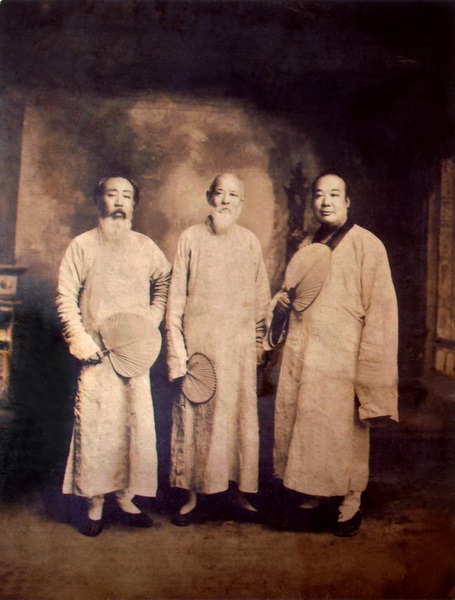 張大千畫集 [姚夢谷編/中華民國國立歴史博物館刊](黄山松石〜峨眉山月) 梅云堂旧藏：张大千《黄山奇松图》（组图） - 人民美术网- 艺术