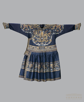 <p>清<br>身长145厘米<br>清宫旧藏<br>中国国家博物馆藏</p>